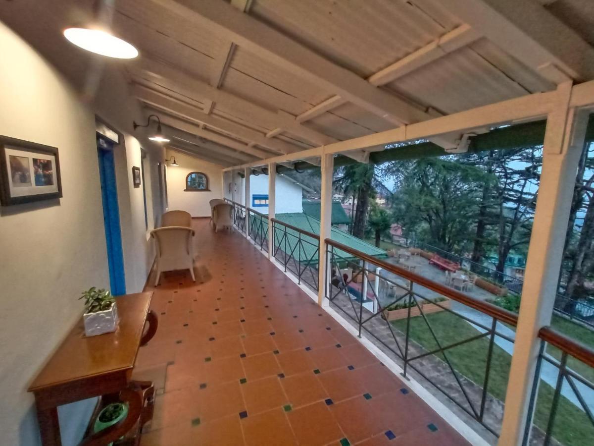 Hotel Pine Retreat Mallroad Mussoorie Esterno foto